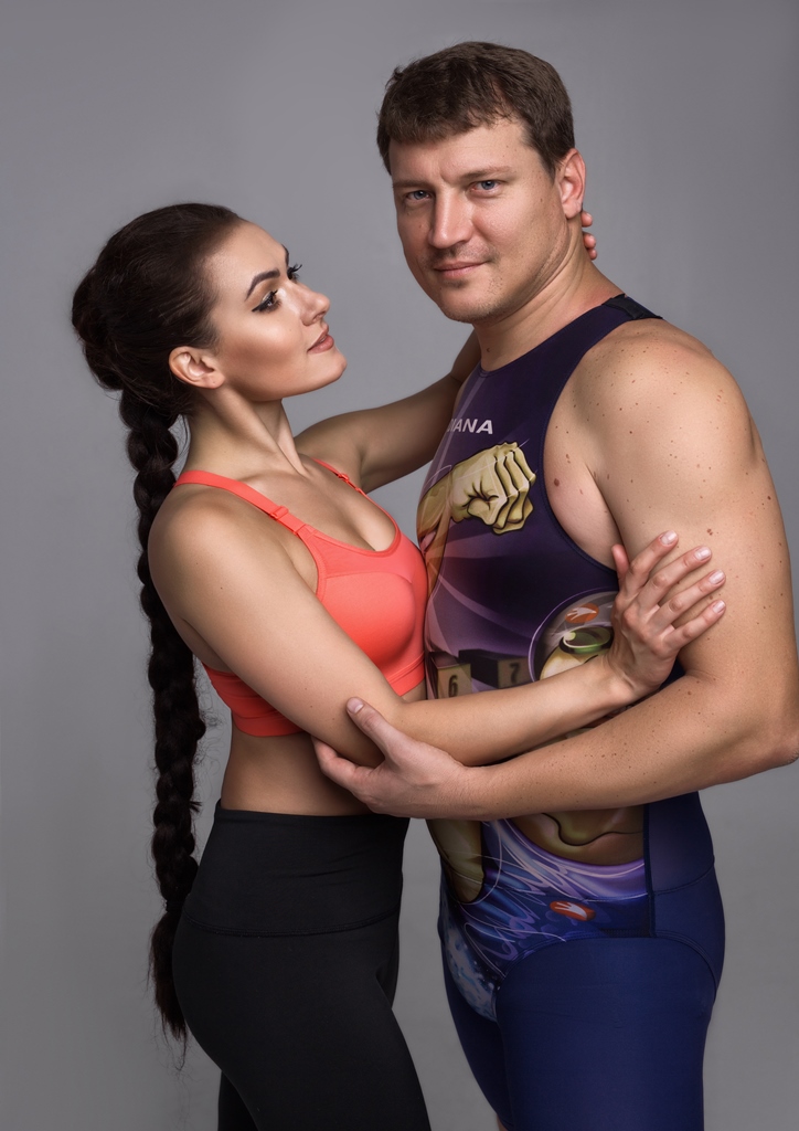 Украинская гимнастка показала аппетитные формы в фотосессии для глянца